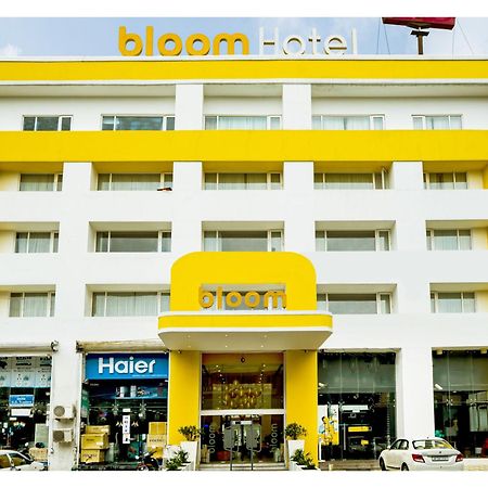Bloom Hotel - جامو المظهر الخارجي الصورة