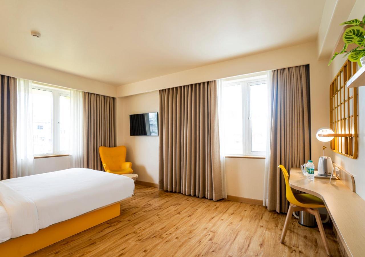 Bloom Hotel - جامو المظهر الخارجي الصورة